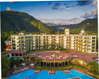 Porta Hotel del Lago - ปานาจาเชล - อาคาร