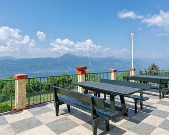 Park Hotel Jolanda - San Zeno di Montagna - Balcon
