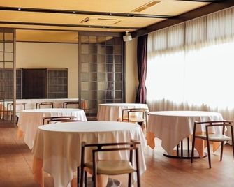 The Hotel Obuse - Obuse - Ristorante