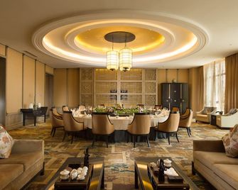 هيلتون هايكو ميلان - هايكو - ردهة