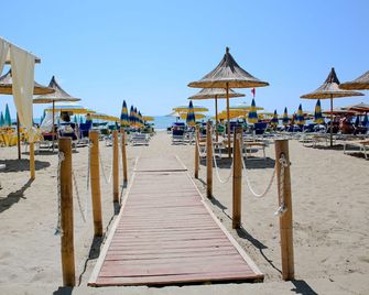 Hotel Bella Vista - Durazzo