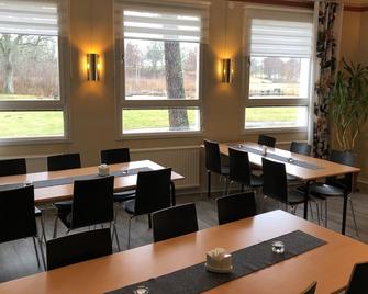 Solviken Tranås Hostel - Torpa - Restaurante