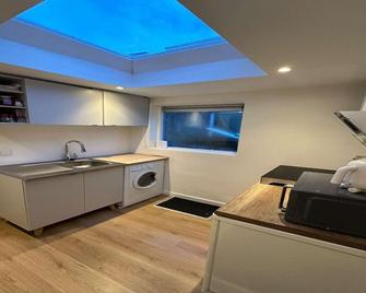 Tiny House in Noordwijk with garden - Hengelo - Küche