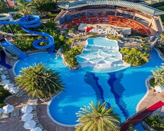 Limak Arcadia Golf & Sport Resort - Belek - Pool