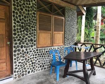 Tangkahan Inn - Bohorok - Patio
