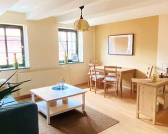 Am Engelserker - Ferienwohnungen - Pirna - Sala de estar