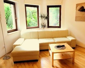 Ferienwohnung Ginkgo - Dresden - Living room