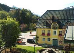 lux. Alpine Charm 2 ZiApp. in the center 50m from ski lift, garage, lift in the house - Saalbach - Building