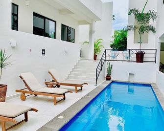 Luxury Salwater Poolside Suite | Rooftop Terrace - Sayulita - Alberca