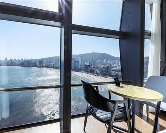 Gwanganri Hotel Oceanview - Busan - Balcó