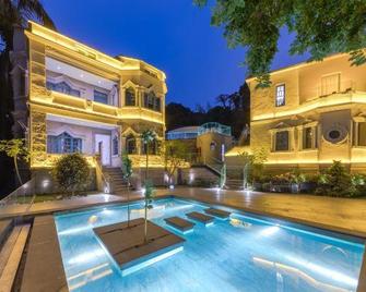 Youran Bieyuan - Xiamen - Pool