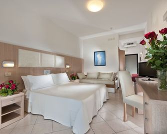 Cormoran Hotel - Cattolica - Habitación