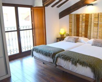 Apartamentos turísticos Rincones del Vino - Ezcaray - Bedroom