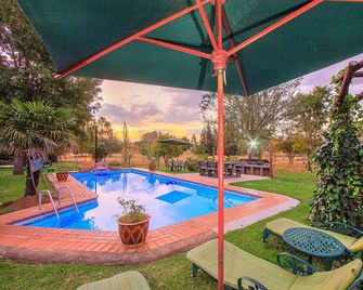 Airport Bird & Game Lodge - Kempton Park