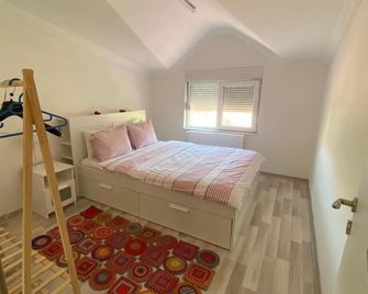 Peribacasi Manzarali Modern Daire - Ürgüp - Bedroom