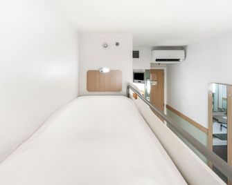 Slim Hotel São Paulo Frei Caneca - Sao Paulo - Hallway