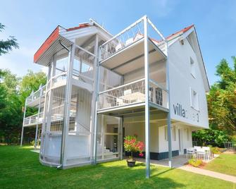 Villa Oliver 3 Siófok - Siófok - Gebouw