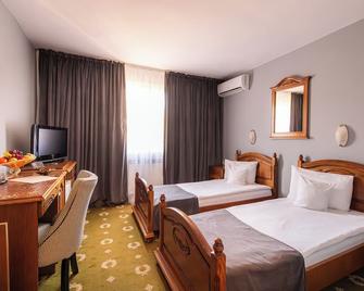 Hotel Brilliant Meses - Zalău - Schlafzimmer
