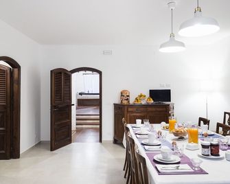 Blue Moon - Fontane Bianche - Comedor