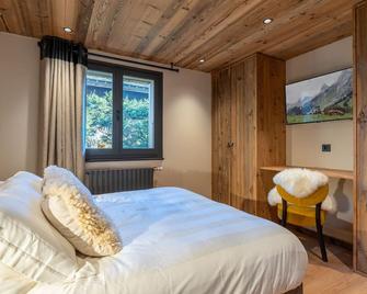 Appartement duplex à La Clusaz, spa privé, parking, animaux admis, près des pistes - FR-1-304-285 - La Clusaz - Bedroom