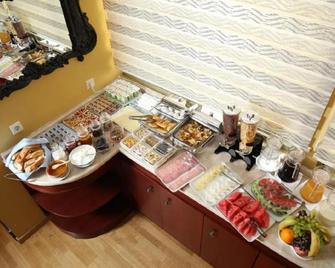 Clover Hotel Baku - Baku - Buffet