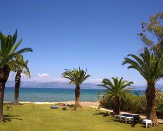 Apartment with excellent sea view beside the beach - Kavos - Beach