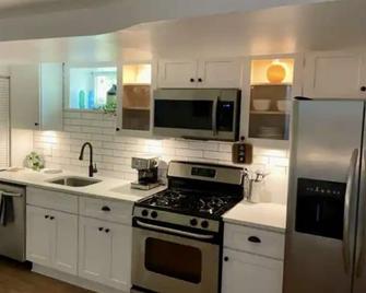 Upper Georgetown Charming City Retreat - Washington, D.C. - Cozinha