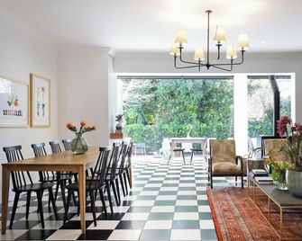 Twice Central Guesthouse - Stellenbosch - Comedor