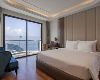 Oyster Bay Hotel Vung Tau - Vung Tau