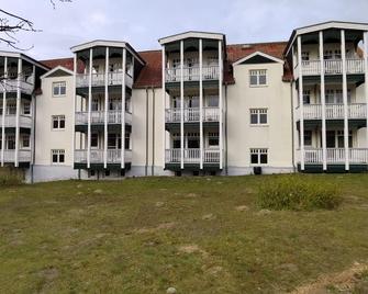 Ferienwohnung Am Buchenhain in Koserow - Koserow - Gebäude