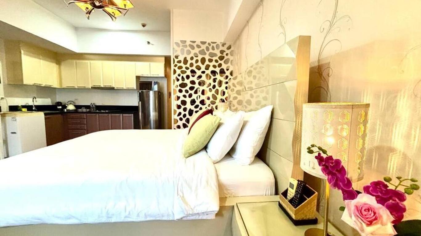 Maxstays - Max Pavilion The Venice Residences Tower A