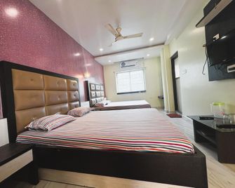 Hotel P2 New Digha - Digha - Schlafzimmer
