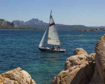 Centro Vacanze Isuledda - Cannigione