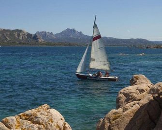 Centro Vacanze Isuledda - Cannigione