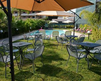 Castelvetere Hotel - Caulonia - Pool