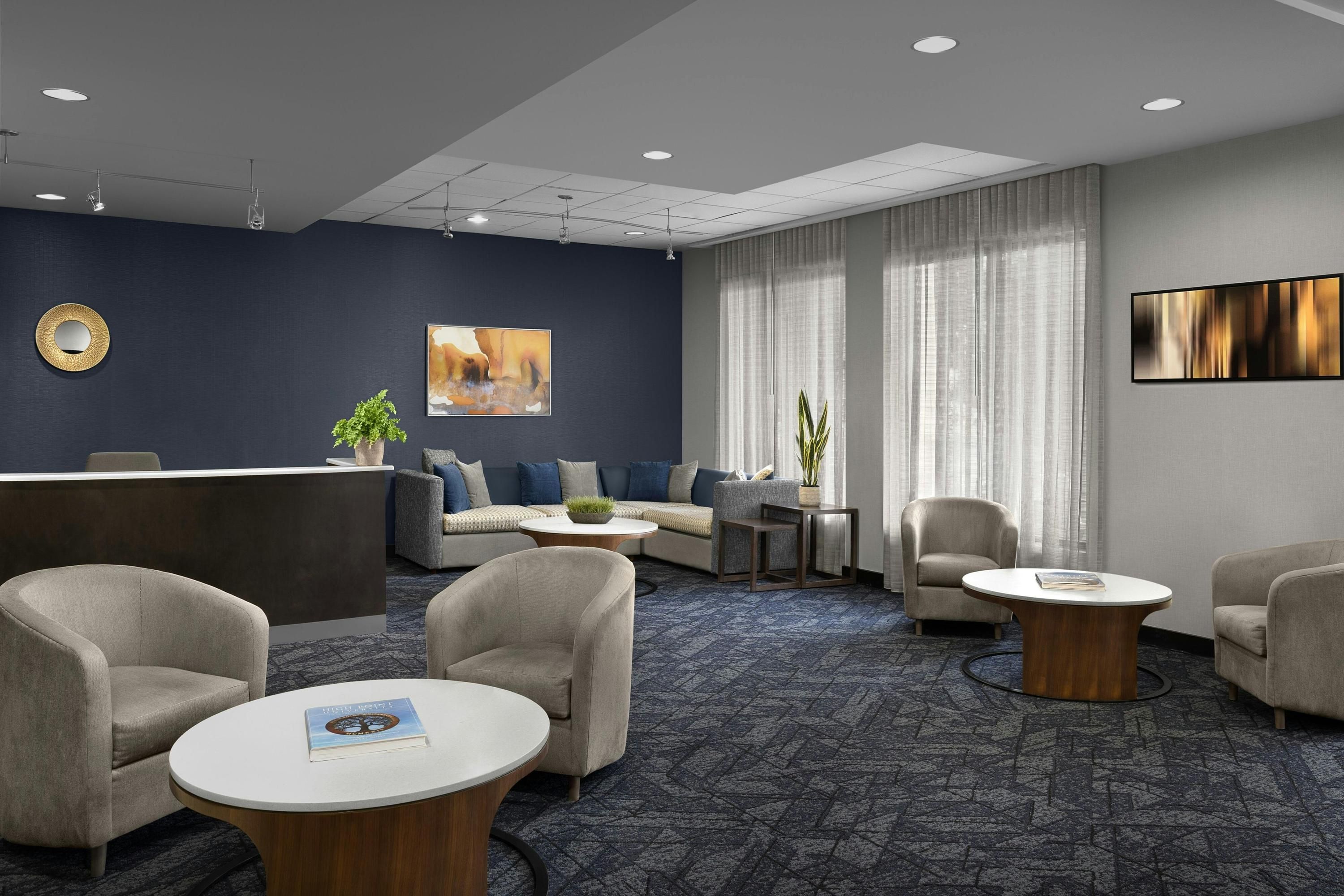 Courtyard by Marriott Greensboro Airport - גרינסבורו - טרקלין