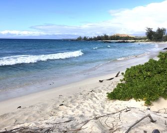 Beautiful Hawaiian Paradise Studio with stunning coastal views - Kailua-Kona - Plaża