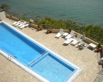 Coral Beach Apartment - Sveti Vlas - Pool