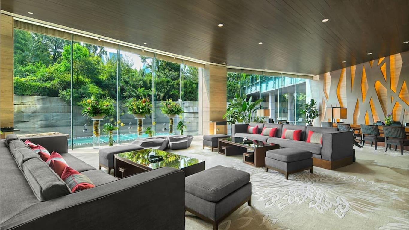 Banyan Tree Shanghai on the Bund