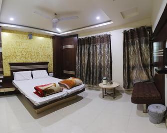 Hotel Aaditya - Rewa - Habitación