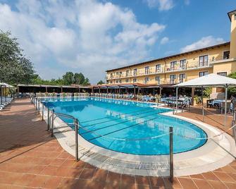 Hotel Antico Monastero - Toscolano Maderno - Πισίνα