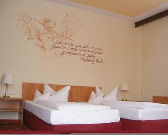 Hotel Gaum - Ummendorf - Bedroom