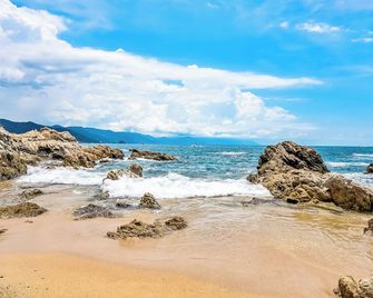 Quinta Maria Cortez Bed & Breakfast - Puerto Vallarta - Platja