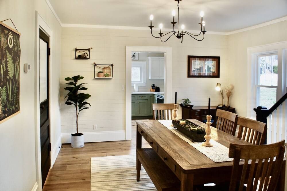 Charming Family Cottage | Sleeps 8 - Dayton - Jídelna