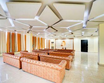 Hotel O Surya Enclave Aroma Regency - Meerut - Lobby