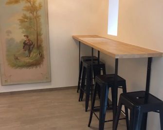 Cabanes et Studios à la Bernardiere - Sèvremoine - Eetruimte