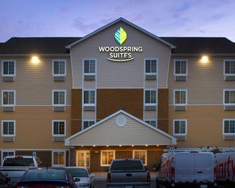 Woodspring Suites Chicago Romeoville - Romeoville - Building