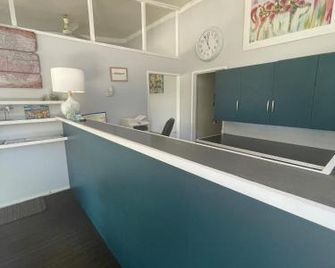 Allambie Motel - Condobolin - Front desk