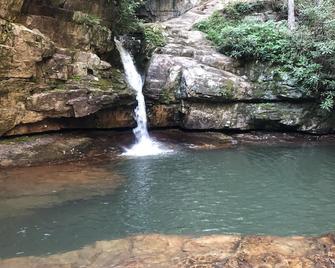 Message me for the best rates - Elizabethton - Pool