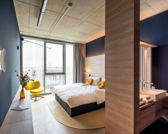 Theclouth - קלן - חדר שינה